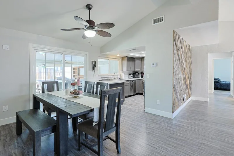 12524 Jackson Heights Dr., El Cajon, CA 92021