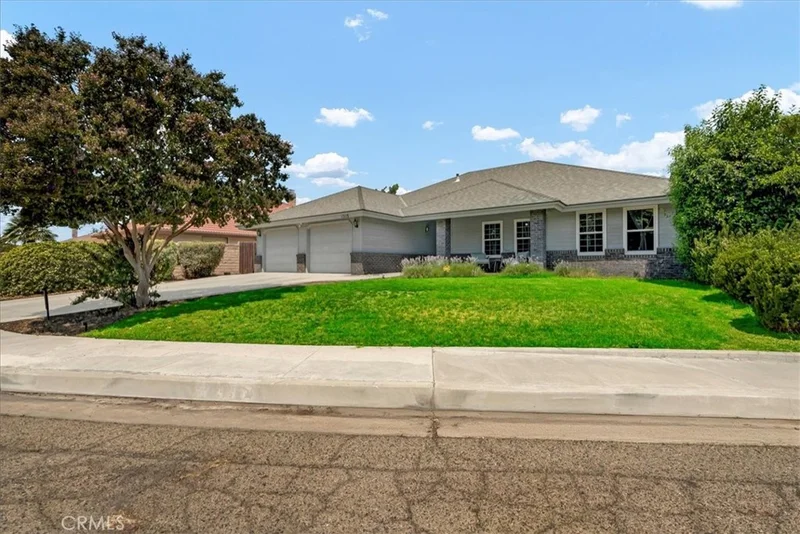 1510 W Median Circle, Porterville, CA 93257