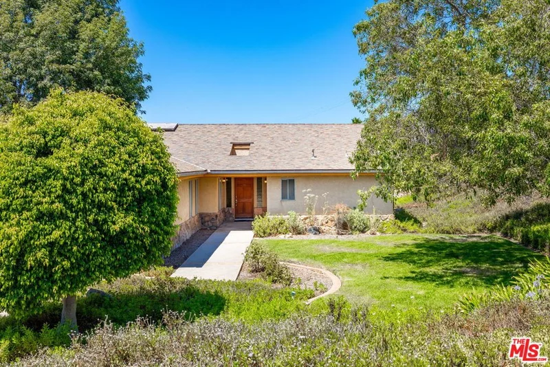 2528 Bella Vista Drive, Vista, CA 92084