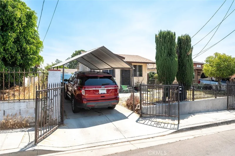 1008 Van Pelt Avenue, Los Angeles, CA 90063