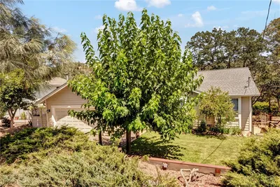 18278 North Shore Drive photo 2
