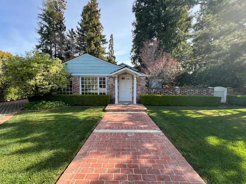 410 Santa Rita Avenue, Menlo Park, CA 94025