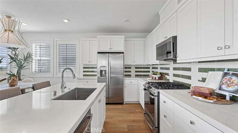 462 Lobata, Irvine, CA 92618
