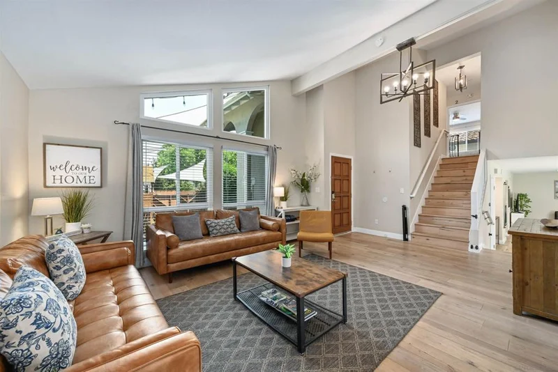 102 Cerro St, Encinitas, CA 92024