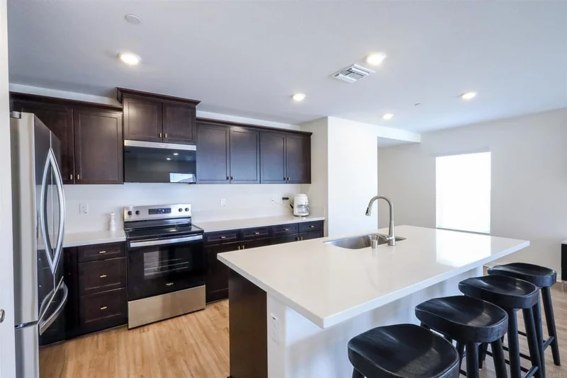 25601 Pine Ridge Road, Homeland, CA 92548