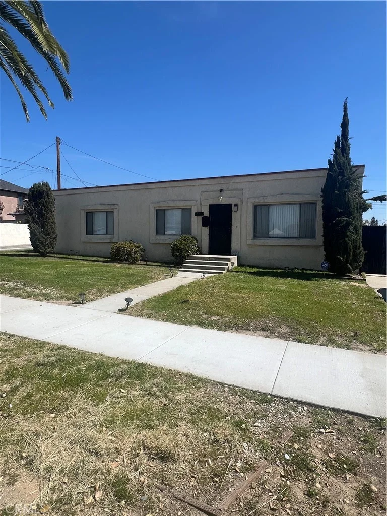 1034 Enid, Azusa, CA 91702