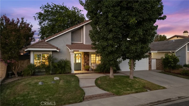 25538 Via Heraldo, Valencia, CA 91355