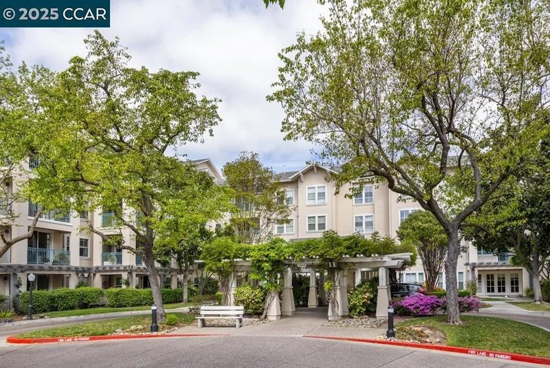 1860 Tice Creek Dr 1227, Walnut Creek, CA 94595