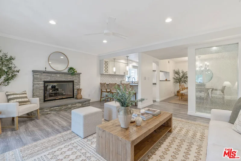 10037 Sunnybrae Avenue, Chatsworth, CA 91311