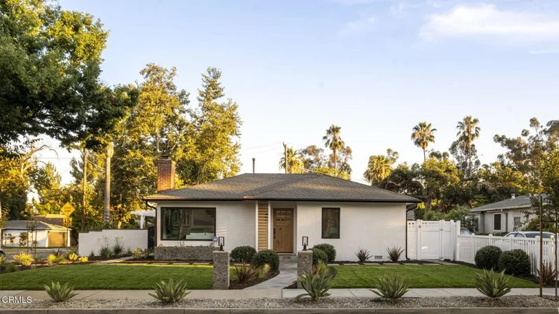 2958 Estado Street, Pasadena, CA 91107