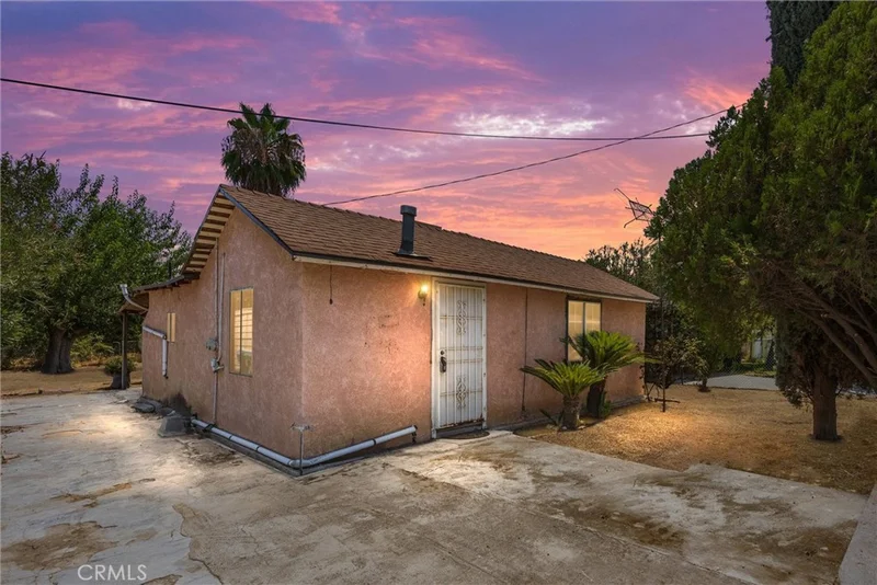 11417 Lowe Street, Lamont, CA 93241