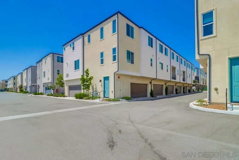 5474 Shorefront Dr 157, San Diego, CA 92154