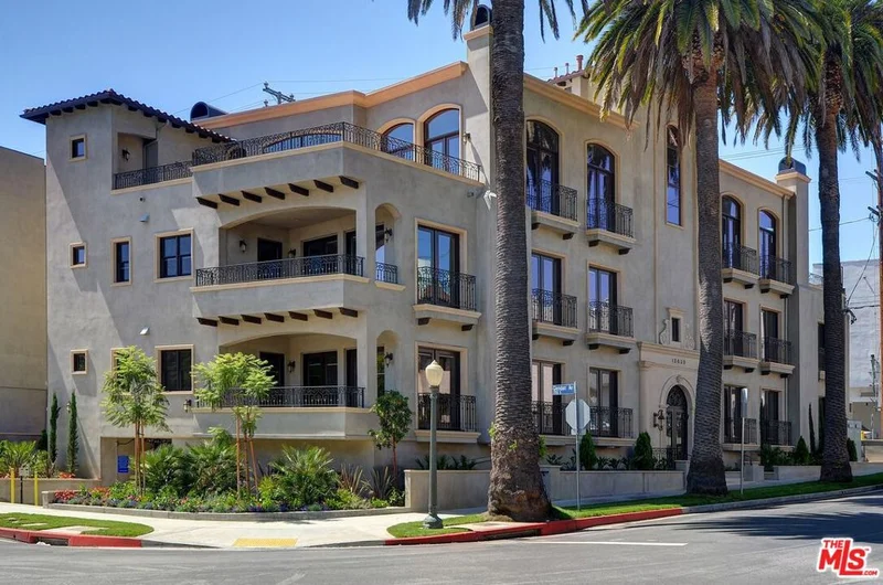 10830 Massachusetts Avenue 202, Westwood, CA 90024