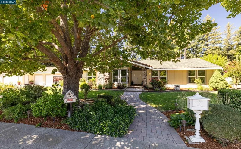 558 Freitas Road, Danville, CA 94526