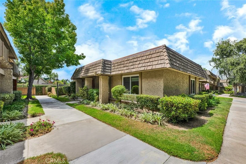 10337 Elk River Court, Fountain Valley, CA 92708