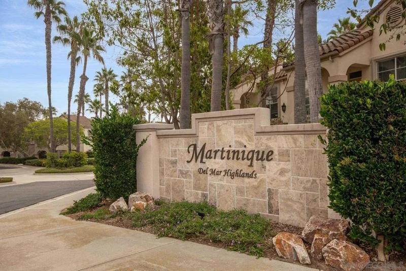 3621 Bernwood 115