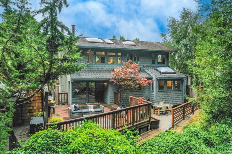 9013 Rhodes Avenue, Aptos, CA 95003