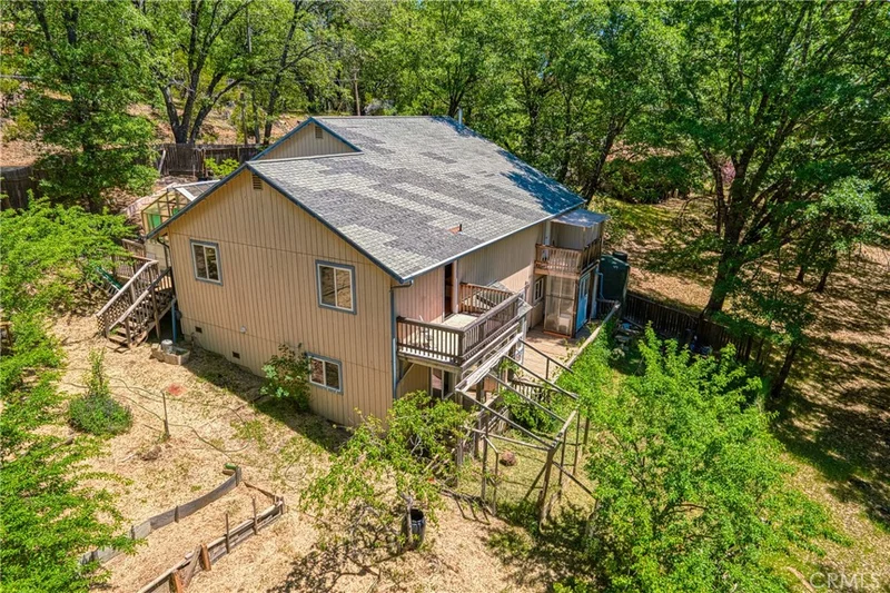 11575 Loch Lomond Road, Middletown, CA 95461