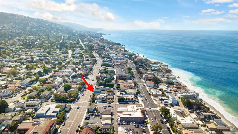 1029 Glenneyre Street, Laguna Beach, CA 92651