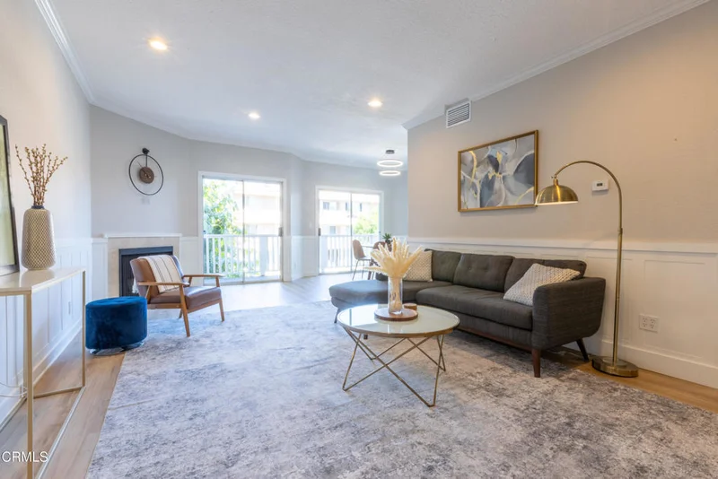 5135 Zelzah Avenue 107, Encino, CA 91316