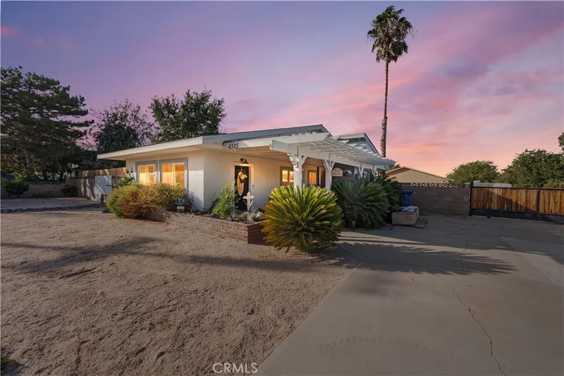 4525 W Avenue M12, Lancaster, CA 93536