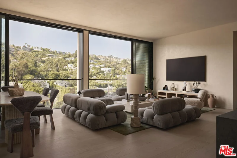 9040 W Sunset Boulevard 1002, West Hollywood, CA 90069