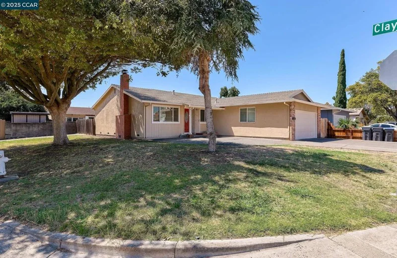 1239 Mallard Ct, Fairfield, CA 94533