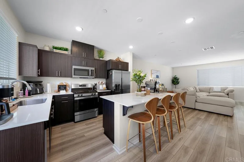 5215 Surfwalk Way 140, San Diego, CA 92154