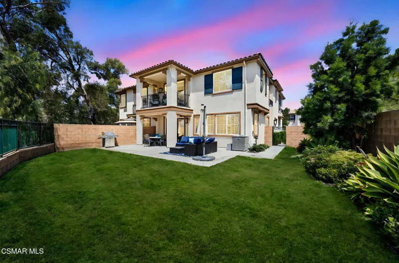 274 Morro Way 1, Simi Valley, CA 93065