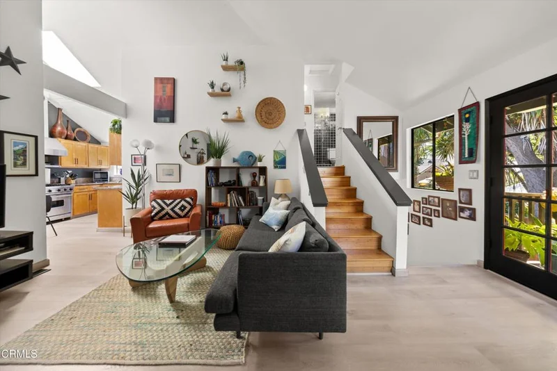 30 S Salinas Street B, Santa Barbara, CA 93103