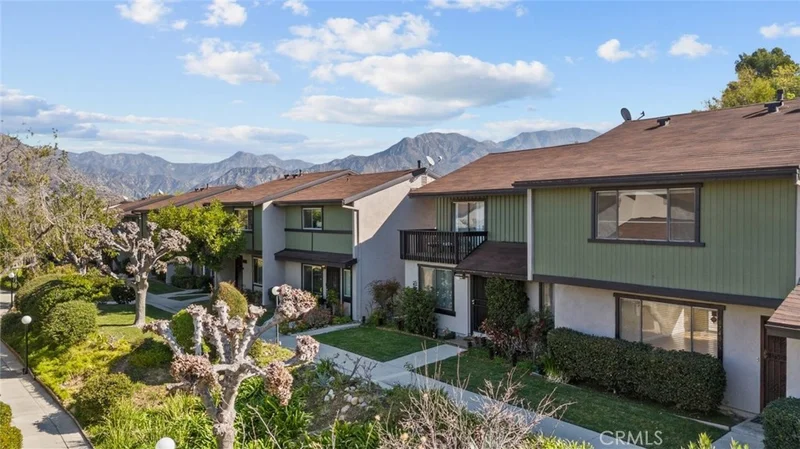 8740 Wyngate Street 1/4, Sunland, CA 91040