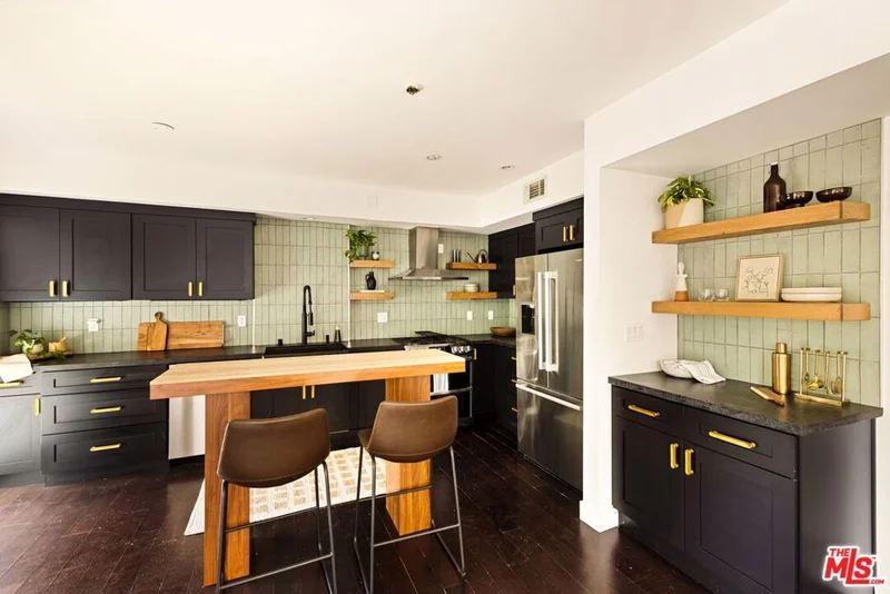 8513 Cashio Street 101, Los Angeles, CA 90035