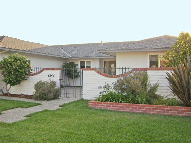 1244 La Mirada, Salinas, CA 93901