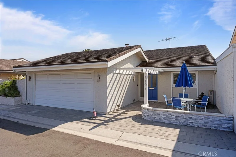 5102 Piccadilly Circle, Westminster, CA 92683