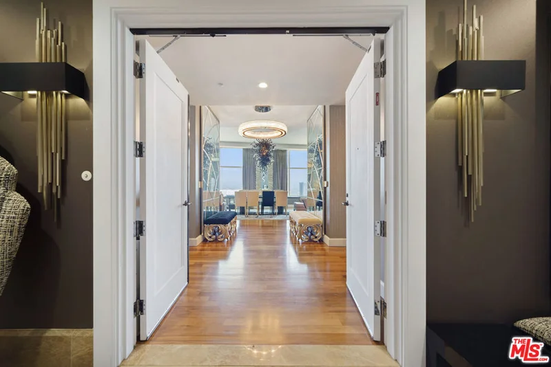 1 W Century Drive 37A, Los Angeles, CA 90067