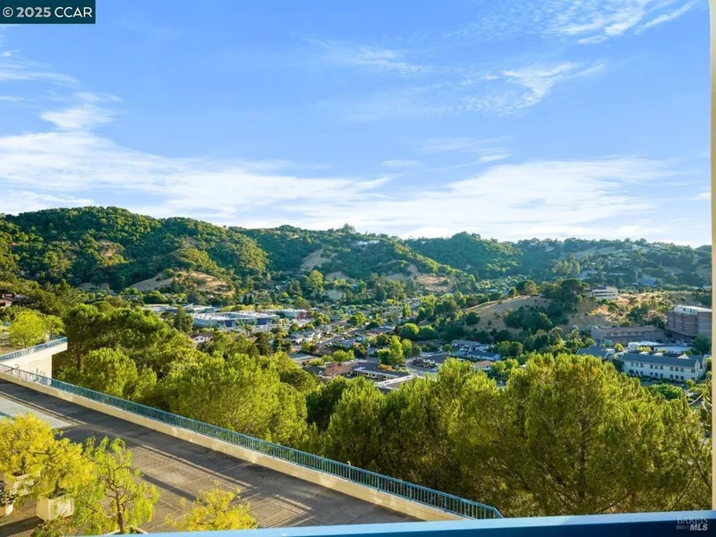 100 Thorndale Drive 326, San Rafael, CA 94903-4114