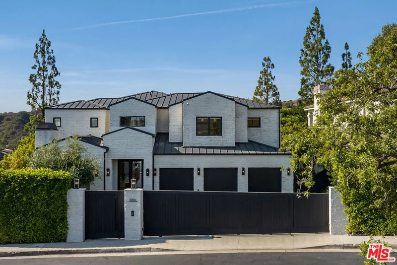 11753 Wetherby Lane, Los Angeles, CA 90077