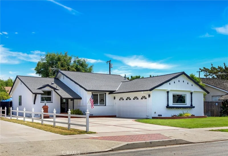 124 N Hart Place, Fullerton, CA 92831