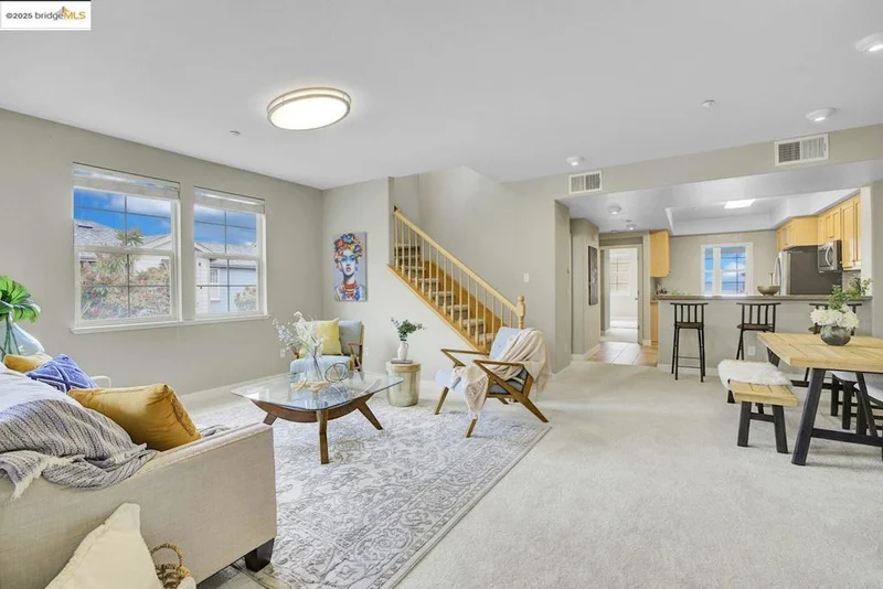 6130 Old Quarry Loop, Oakland, CA 94605