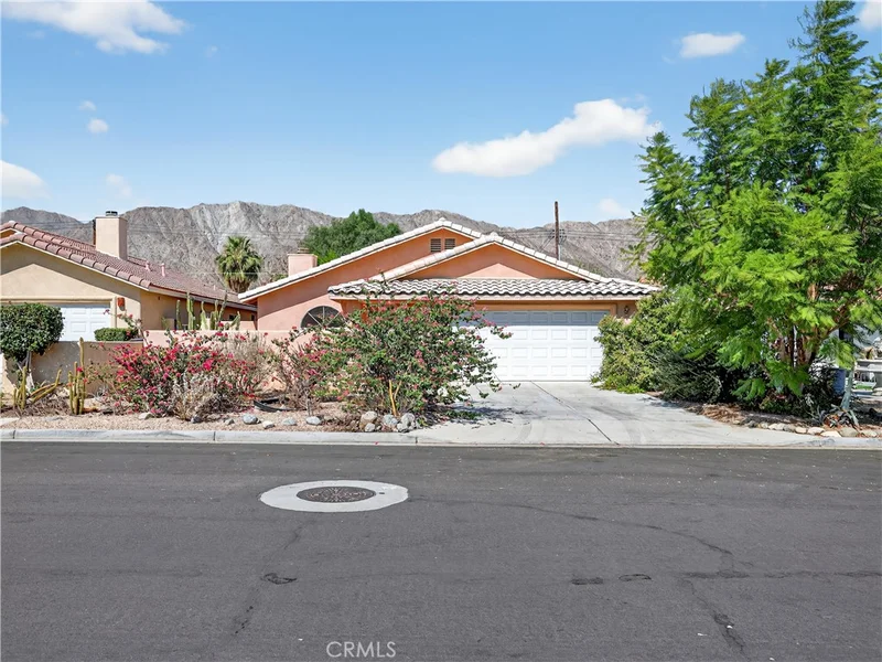 51895 Avenida Martinez, La Quinta, CA 92253