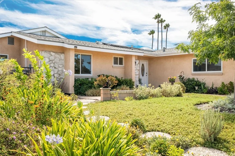 25612 Oakbar Court, Newhall, CA 91321
