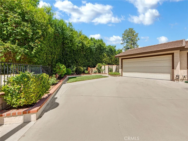 25690 Neblina Court, Valencia, CA 91355