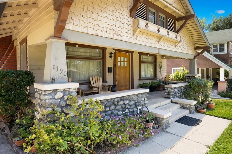 1190 Wilson Avenue N, Pasadena, CA 91104
