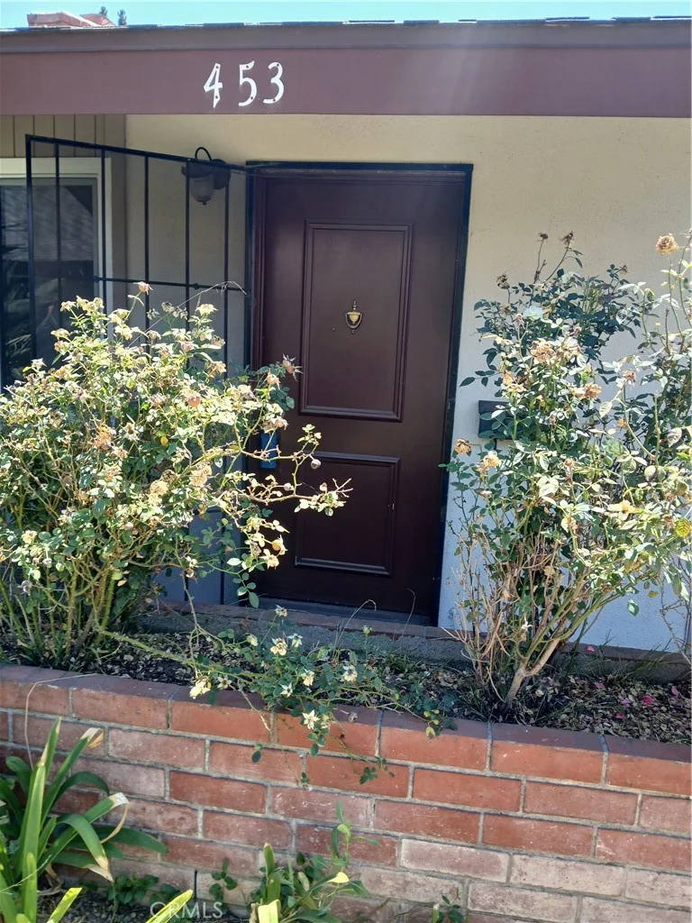 453 E 1st Street, Tustin, CA 92780