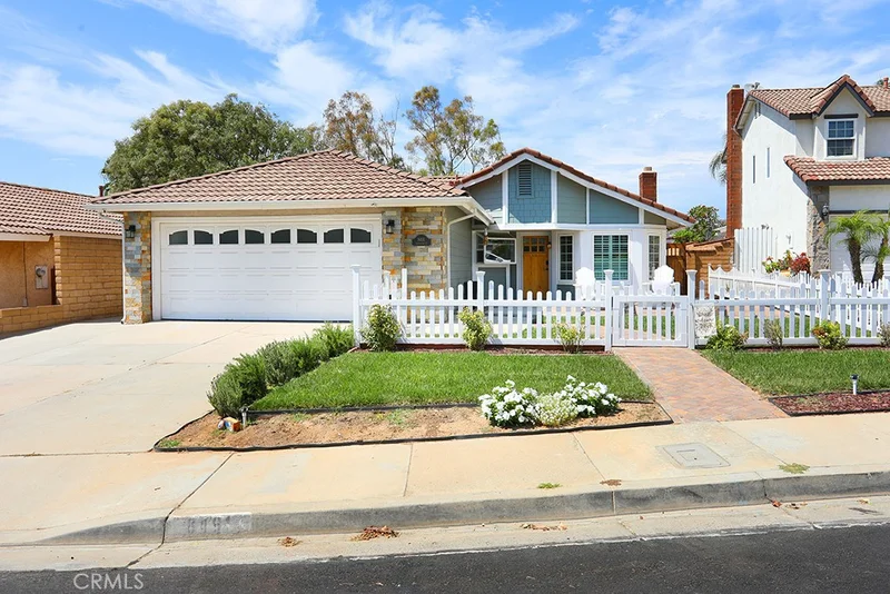 8491 E Frostwood Street, Anaheim Hills, CA 92808