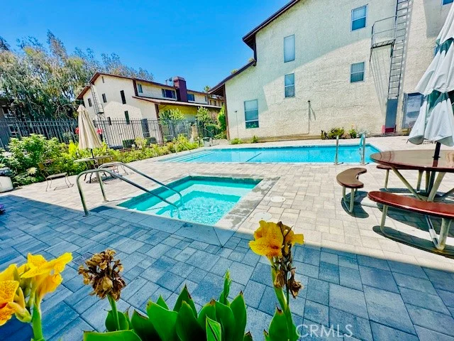 9039 Van Nuys Boulevard 202, Panorama City, CA 91402