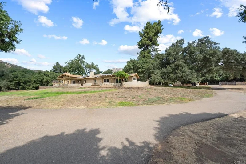 18435 Deerhorn Valley Road, Jamul, CA 91935