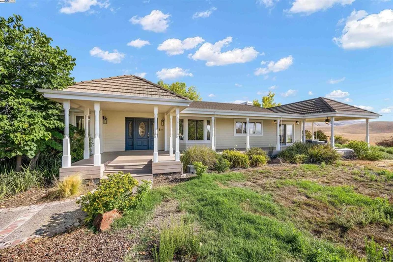 9050 Highland Rd, Livermore, CA 94551