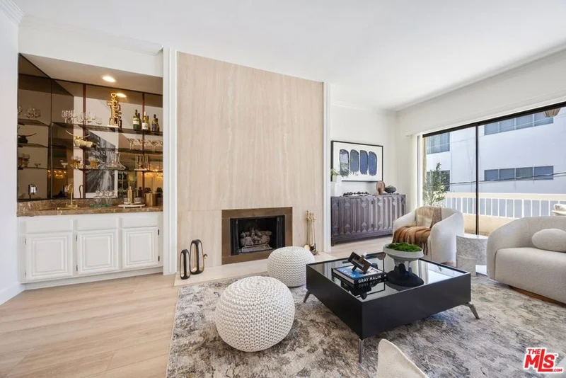 457 N Doheny Drive 304, Beverly Hills, CA 90210