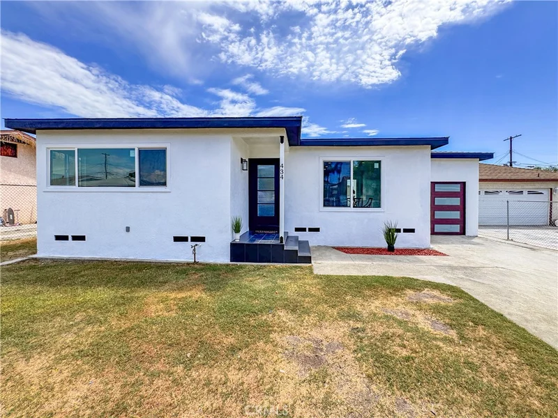 434 W Poplar Street, Compton, CA 90220